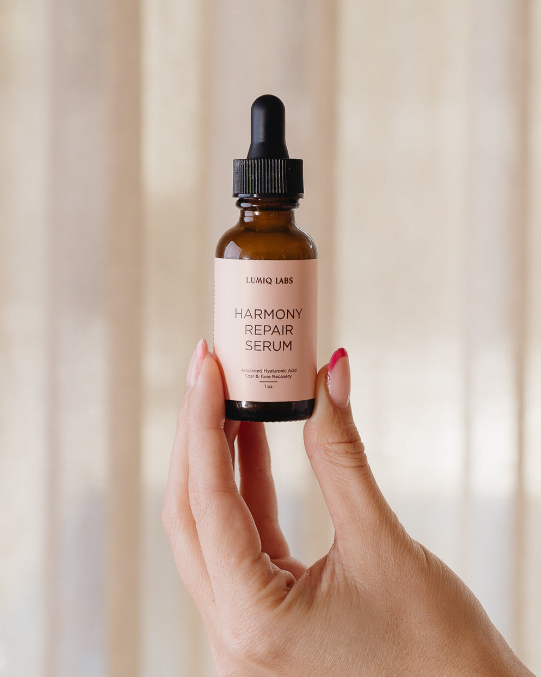 The Total Smooth Set Silk Melt Serum hero